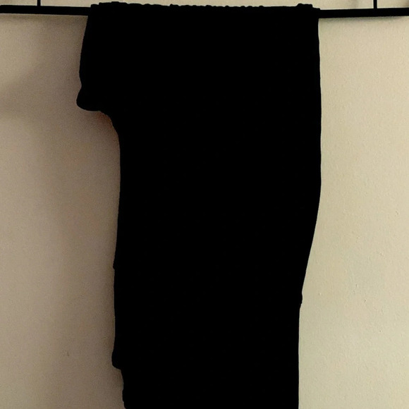 womens NWOT zenana leggings size large - Picture 1 of 3